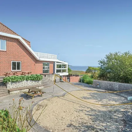 Lovely In With Kitchen * Fur