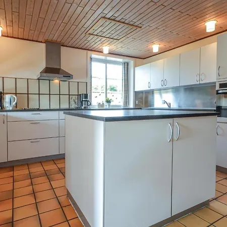 Lovely In With Kitchen * Fur