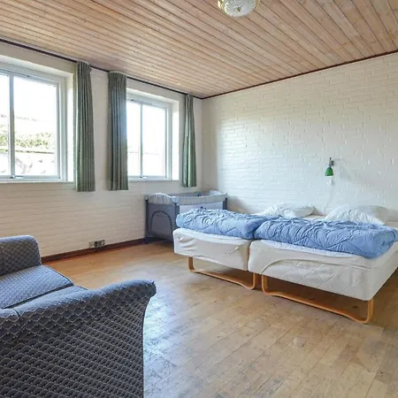 Lovely In With Kitchen Holiday home Fur