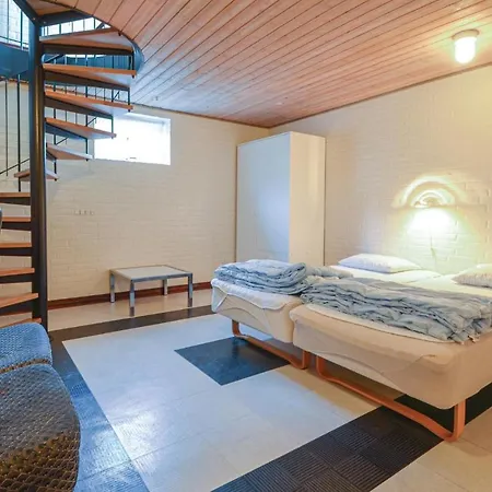 Holiday home Lovely In With Kitchen